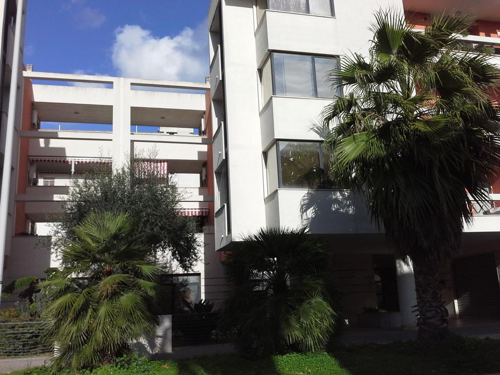 Sunny Apartment Lecce Ngoại thất bức ảnh
