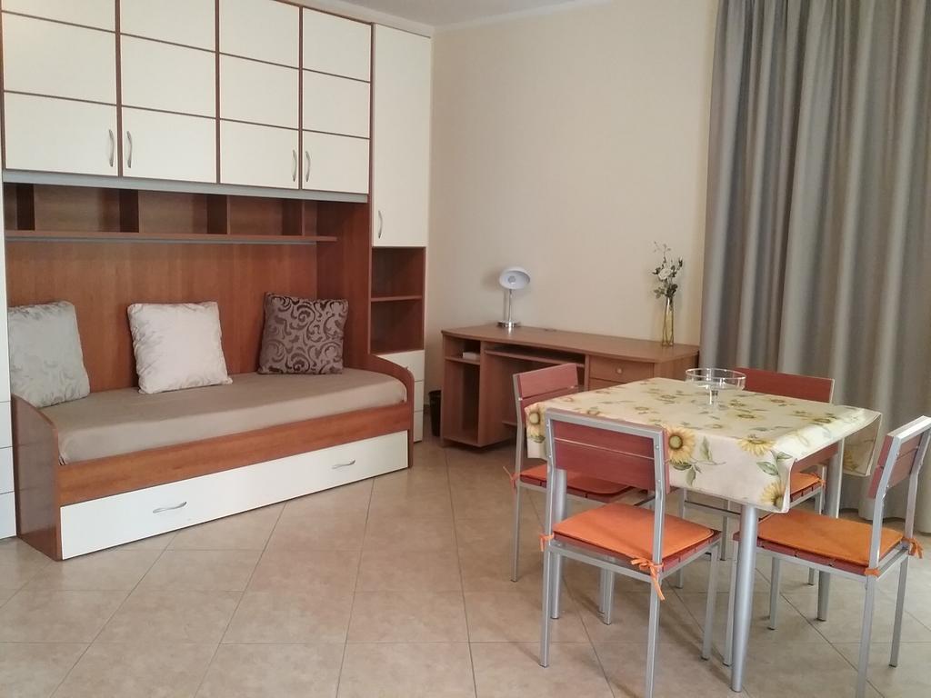 Sunny Apartment Lecce Ngoại thất bức ảnh